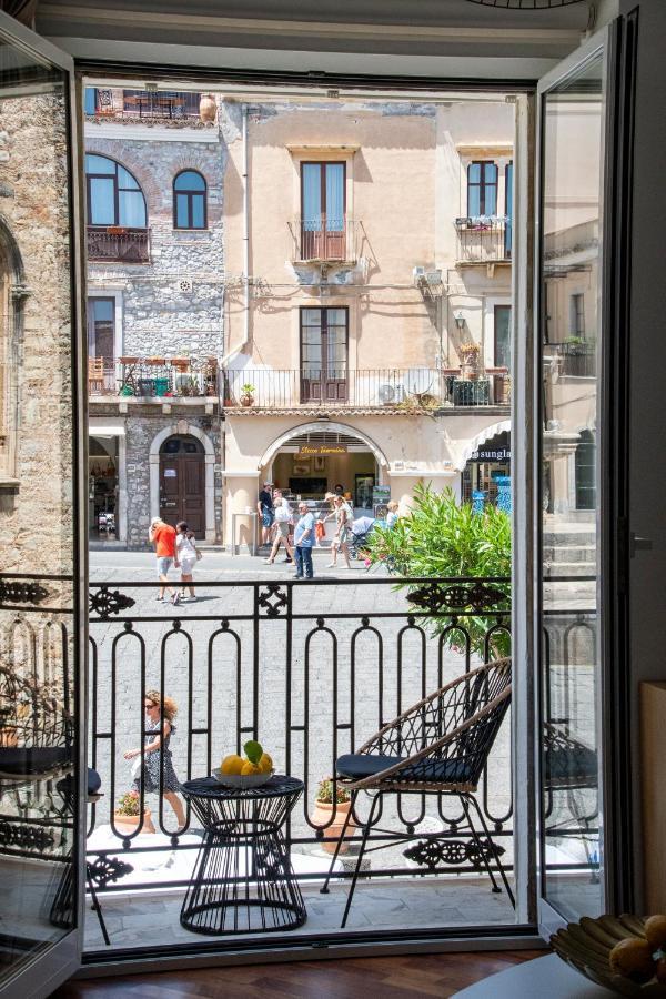 Castalia Apartments & Rooms Duomo Taormina Exteriör bild
